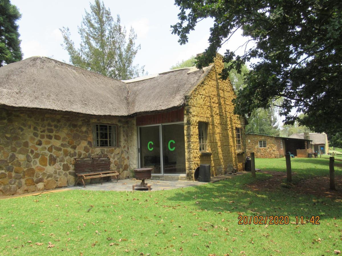 Elandskloof Trout Farm Guest House Dullstroom Exterior photo